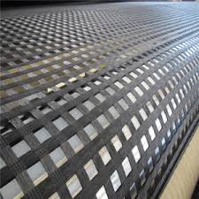 Application of warp knitted polyester geogrid