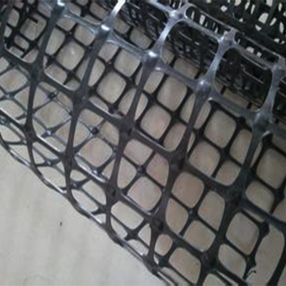 Geogrid for retaining walls